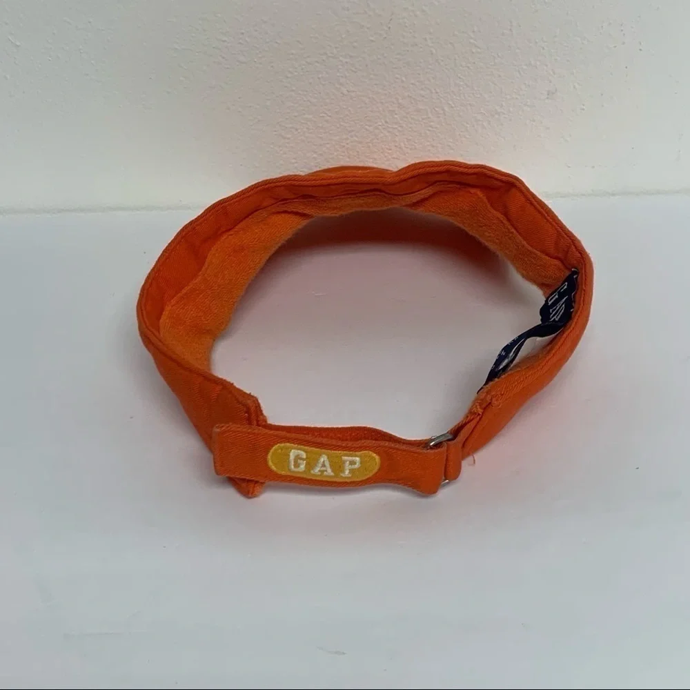 GAP Size Medium Kids (7-8) Unisex Orange GAP Adjustable Logo Sun Visor Hat